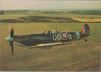 VICKERS ARMSTRONG Spitfire 1A AR213