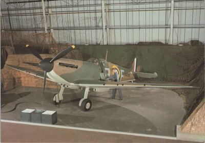 VICKERS ARMSTRONG Spitfire Mk 1 X4590