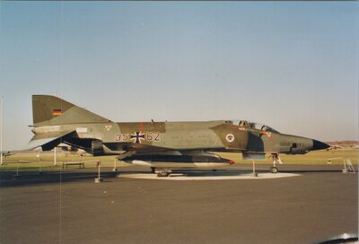 MC DONNELL DOUGLAS RF-4E Phantom II 3562