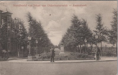 AMERSFOORT - Standbeeld van Johan van Oldenbarneveldt