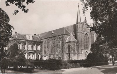 BAARN - R.K. Kerk met Pastorie