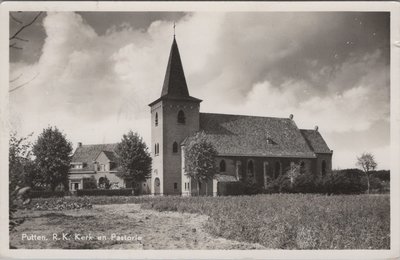 PUTTEN - R. K. Kerk en Pastorie