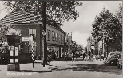 PUTTEN - Dorpsstraat