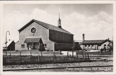 PUTTEN - Nieuwe Ned. Herv. Kerk