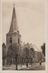 PUTTEN - Kerk met Monument