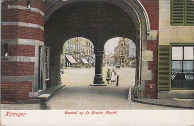 NIJMEGEN - Gezicht op de Groote Markt