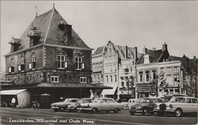 LEEUWARDEN - Nieuwstad met Oude Waag