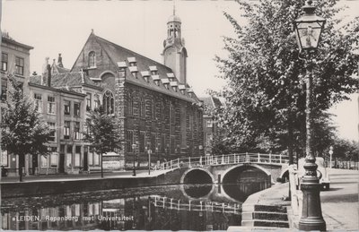 LEIDEN - Rapenburg met Universiteit