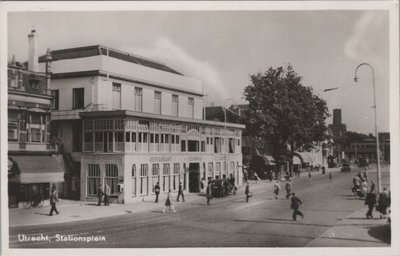 UTRECHT - Stationsplein