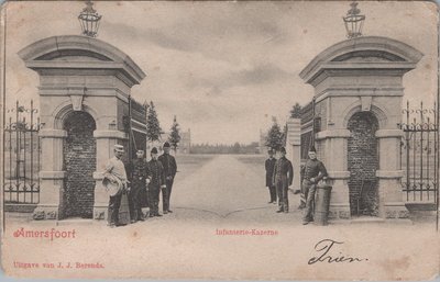 AMERSFOORT - Infanterie-Kazerne