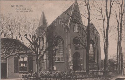 GARDEREN - Kerk met toren uit het jaar 1050