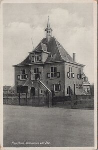 OOSTVOORNE AAN ZEE - Raadhuis