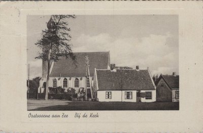 OOSTVOORNE AAN ZEE - Bij de Kerk