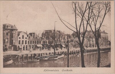 HELLEVOETSLUIS - Oostkade