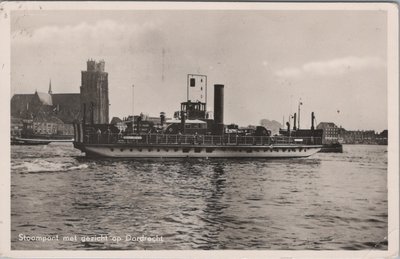 DORDRECHT - Stoompont met gezicht op Dordrecht