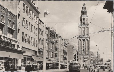 GRONINGEN - Markt met Martinitoren