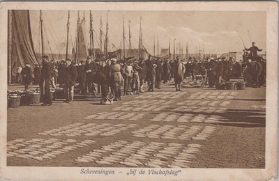 SCHEVENINGEN - Bij de Vischafslag