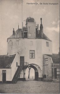 HARDERWIJK - De Oude Vischpoort