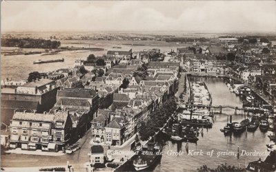 DORDRECHT - Panorama van de Grote Kerk af gezien