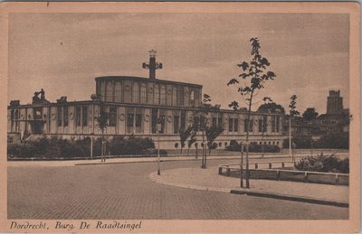 DORDRECHT - Burg. De Raadtsingel