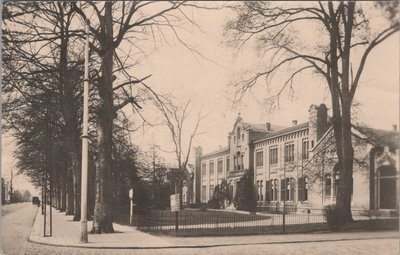 ZEIST - Distributiebureau en Irene aan de Slotlaan