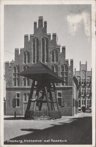 DOESBURG - Klokkestoel met Raadhuis