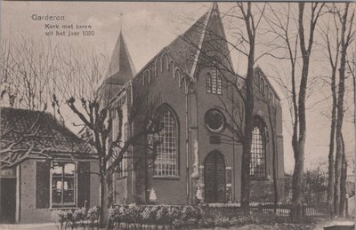 GARDEREN - Kerk met toren uit het jaar 1050