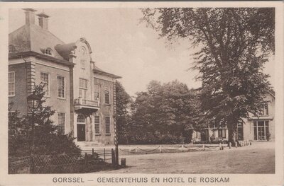 GORSSEL - Gemeentehuis en Hotel de Roskam