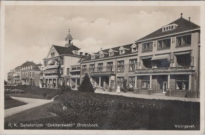 GROESBEEK - R. K. Sanatorium Dekkerswald Groesbeek. Voorgevel