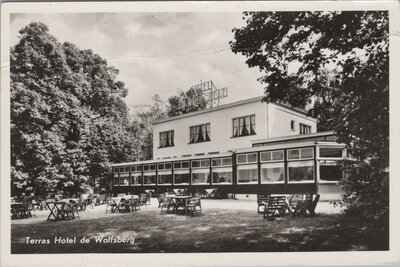 GROESBEEK - Terras Hotel de Wolfsberg