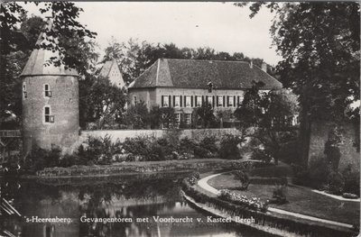 S HEERENBERG - Gevangentoren met voorburcht van Kasteel Bergh