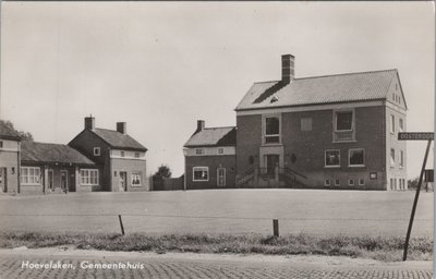 HOEVELAKEN - Gemeentehuis