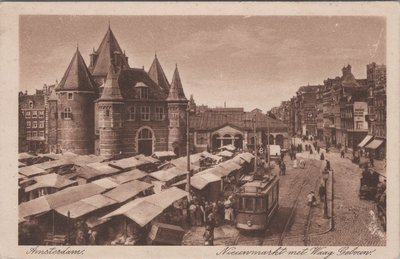 AMSTERDAM - Nieuwmarkt met Waag Gebouw