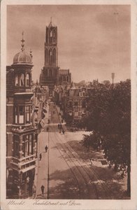 UTRECHT - Zadelstraat met Dom