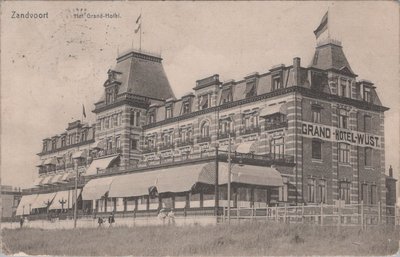 ZANDVOORT - Het Grand Hotel