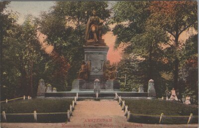 AMSTERDAM - Monument J. v. d. Vondel - Vondelpark