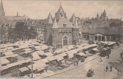 AMSTERDAM - Nieuwmarkt met Waag