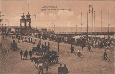 SCHEVENINGEN - Boulevard en Wandelhoofd