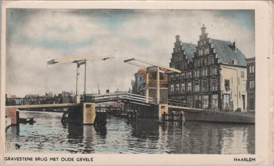 HAARLEM - Gravestene brug met oude gevels