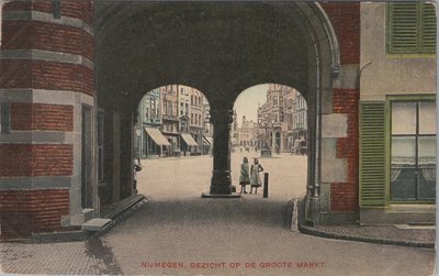 NIJMEGEN - Gezicht op de Groote Markt