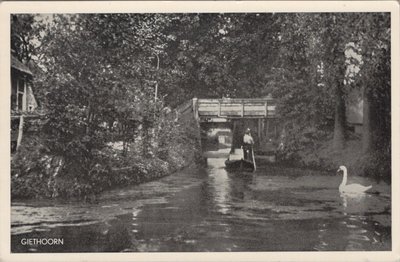 GIETHOORN - Gezicht op brug en bootje