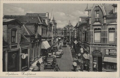 APELDOORN - Hoofdstraat