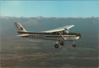 CESSNA F150M Commuter  PH-LEG