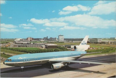 KLM Amsterdam DC 10 op Avioduct