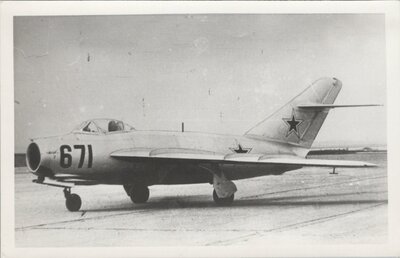 PHOTO MIG 17