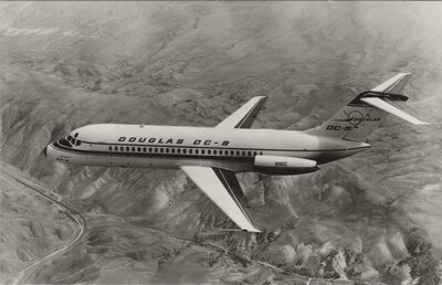 DOUGLAS DC-9