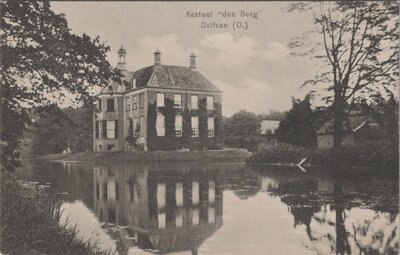 DALFSEN - Kasteel den Berg