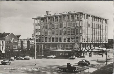 HENGELO - Markt met Telgenflat