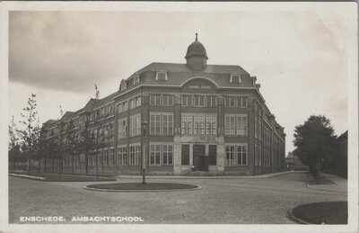 ENSCHEDE - Ambachtschool