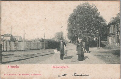 ALMELO - Stationsplein